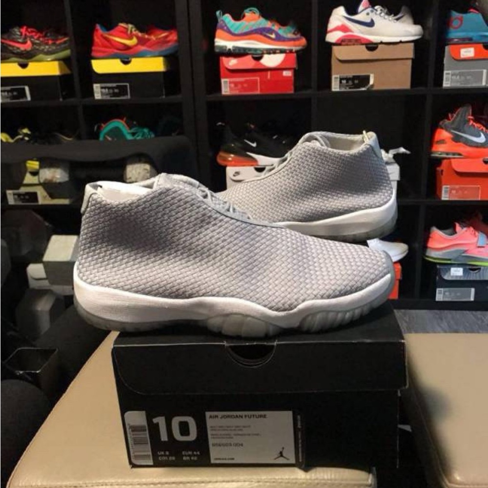 Jordan Future Size 10